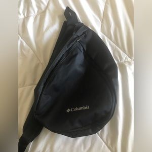 Columbia shoulder bag